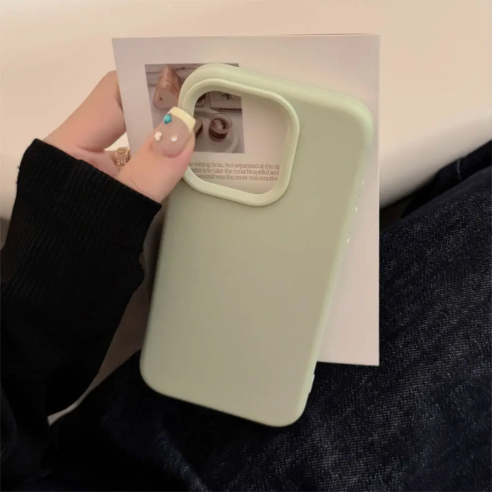 Solid color light green phone case