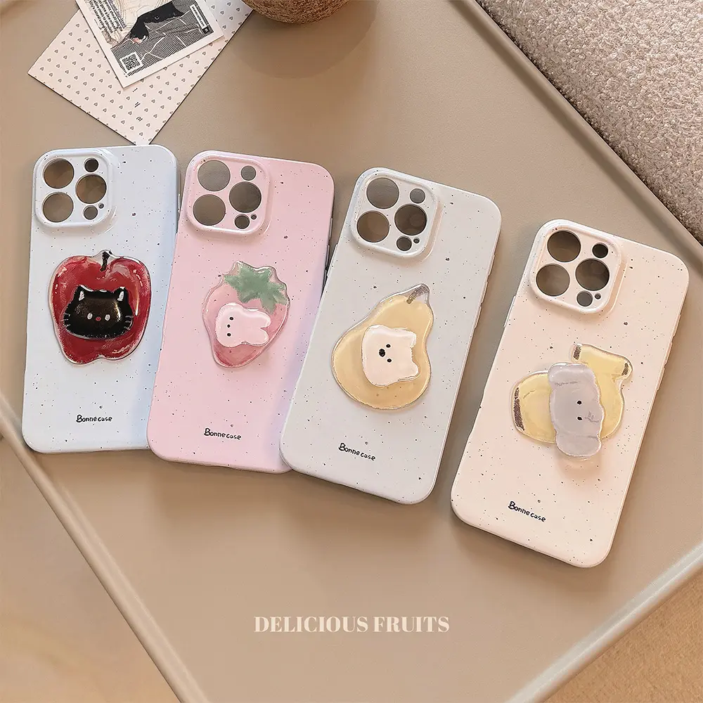 3D Rotating Phone Case2.jpg
